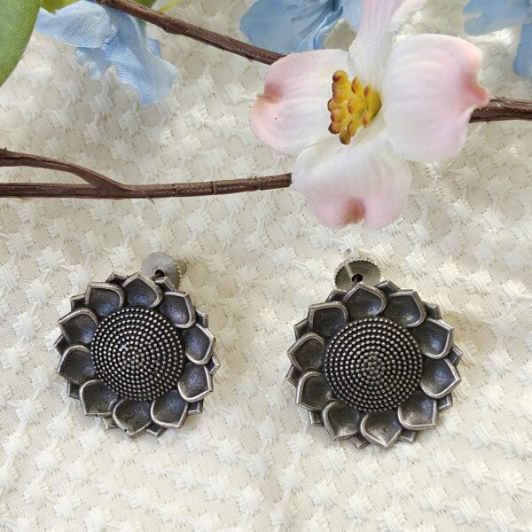 Oxidized Sunflower Motif Earrings